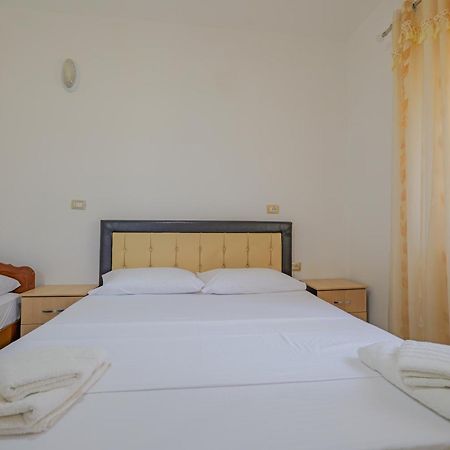 Brahimi Guest House Ksamil Eksteriør bilde