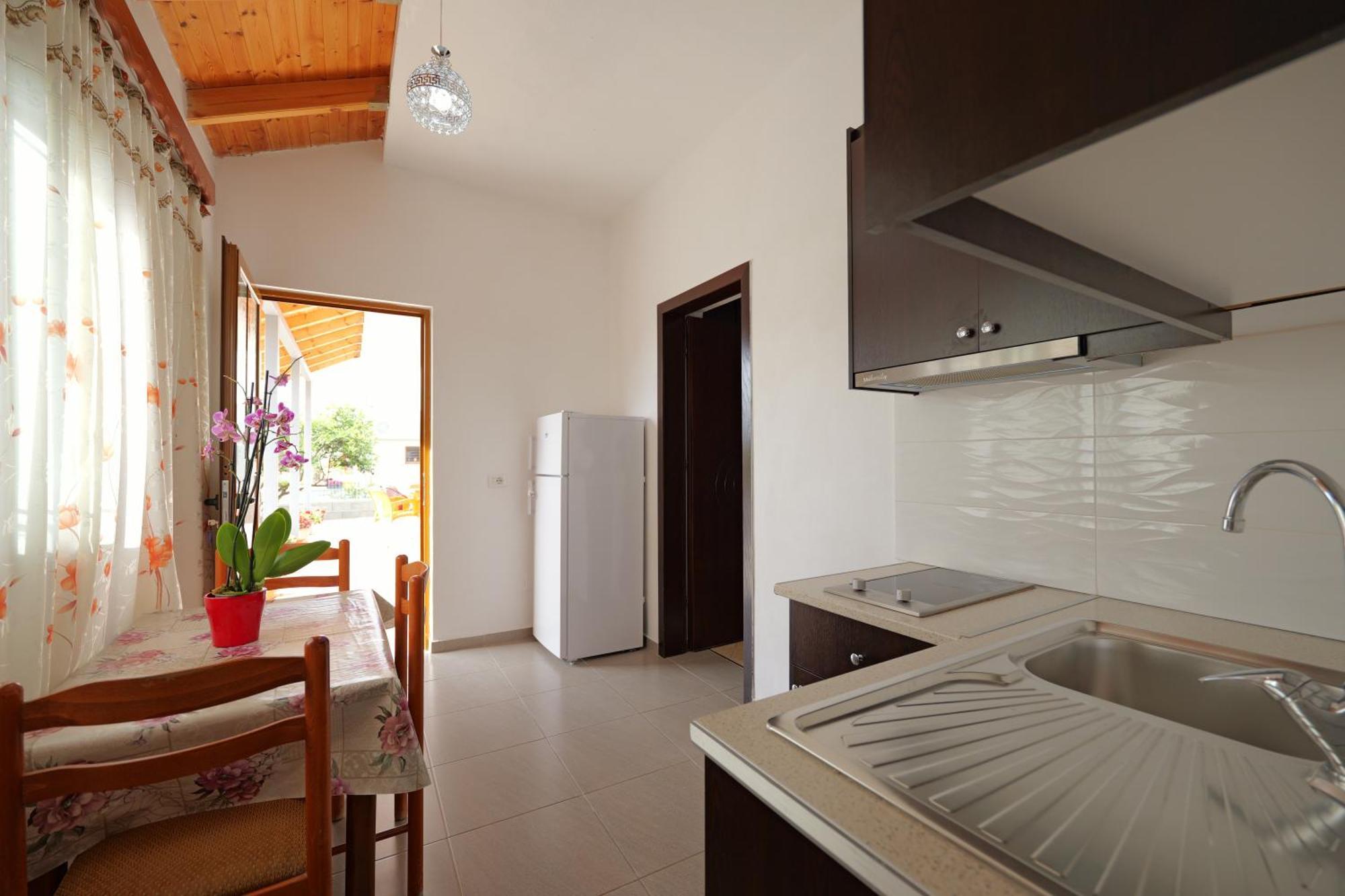 Brahimi Guest House Ksamil Eksteriør bilde