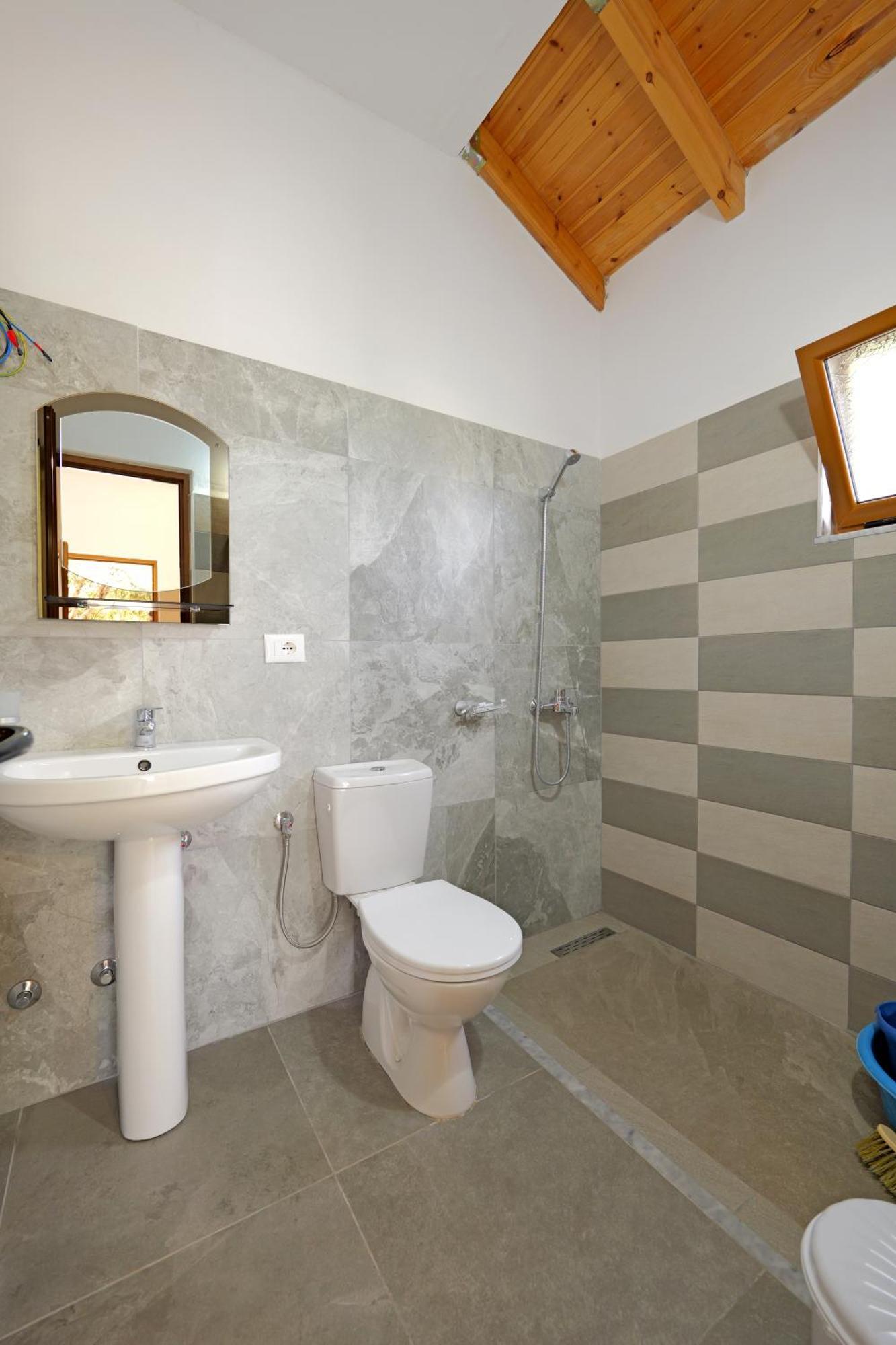 Brahimi Guest House Ksamil Eksteriør bilde