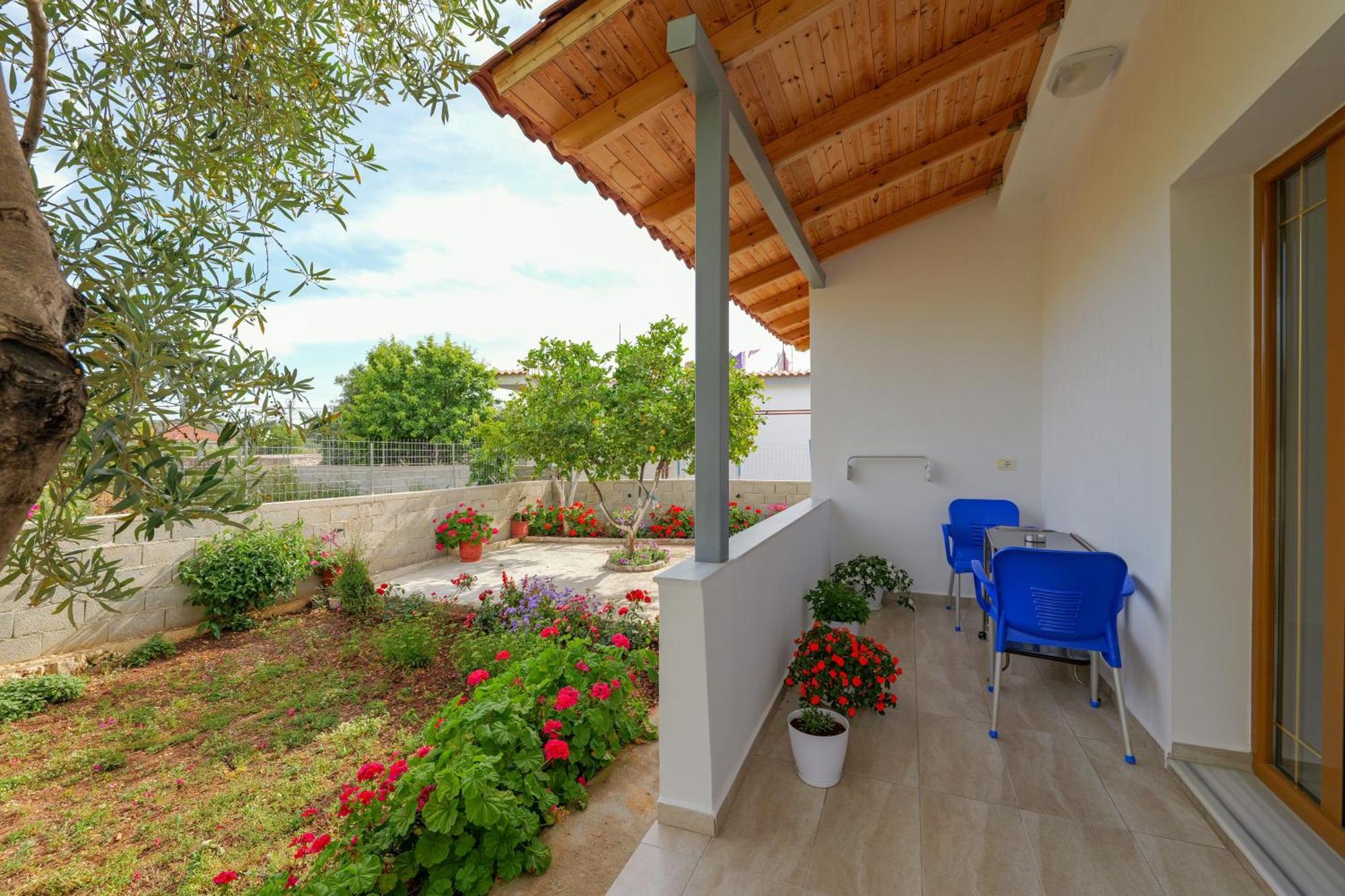 Brahimi Guest House Ksamil Eksteriør bilde